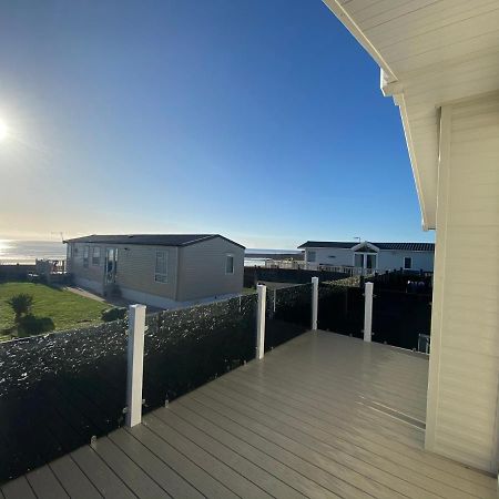 Sea View Beach Lodge Trecco Bay 3 Bedroom Porthcawl Esterno foto