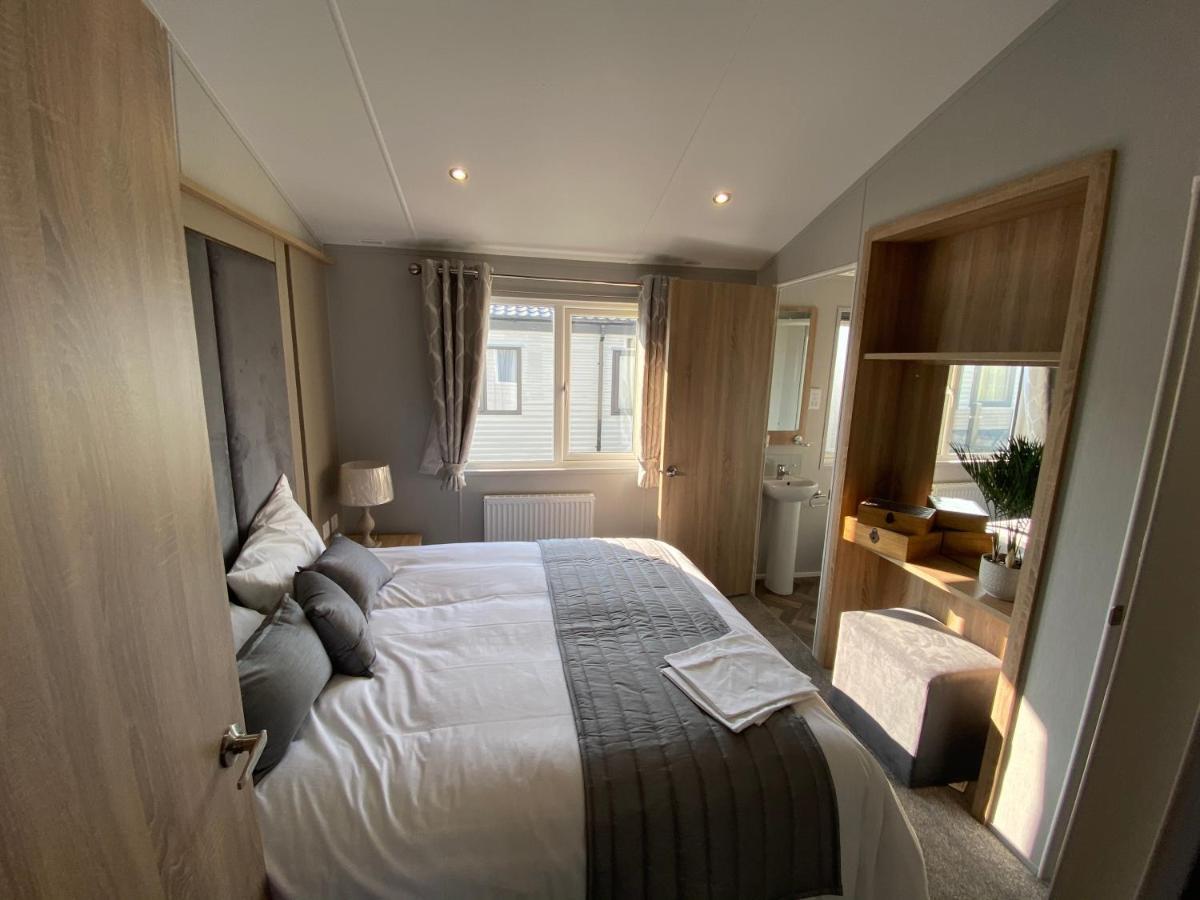 Sea View Beach Lodge Trecco Bay 3 Bedroom Porthcawl Esterno foto